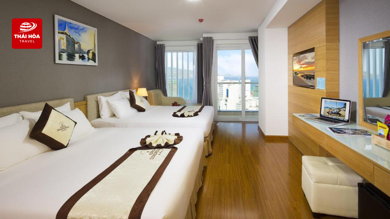 Phòng gia đình nhìn ra biển có ban công