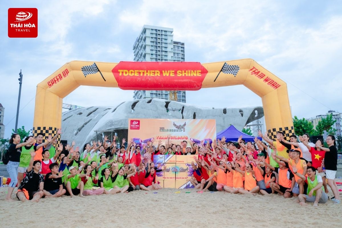 các đội sẽ chụp hình lưu niệm cùng thành quả